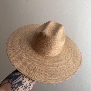 Lack Of Color Natural Straw Hat
